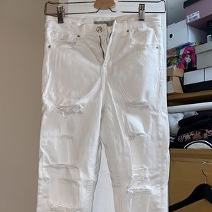 TopShop - WHITE RIPPED SKINNY JEANS